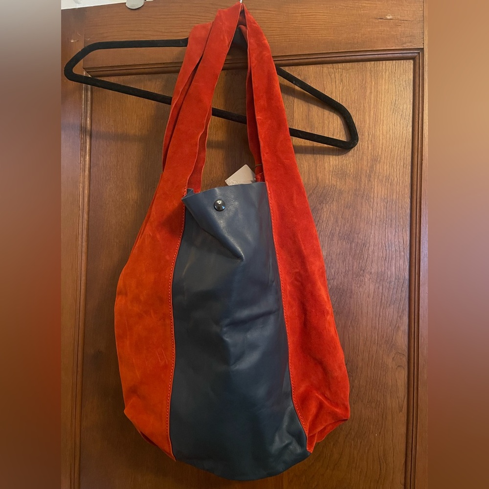 Red & Navy Italian leather tote NWT. Made in Italy by Pulcati for Anthropologie